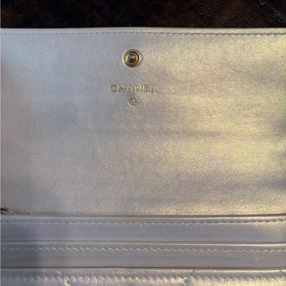 Chanel 19 Flap Wallet